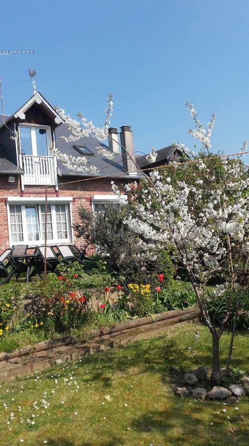 Vacances Paisibles Sur La Cote Fleurie. Trouville-sur-Mer Exterior photo